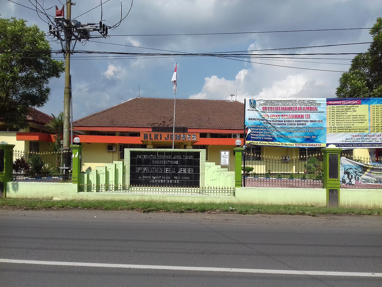 Bursa kerja tunjungan